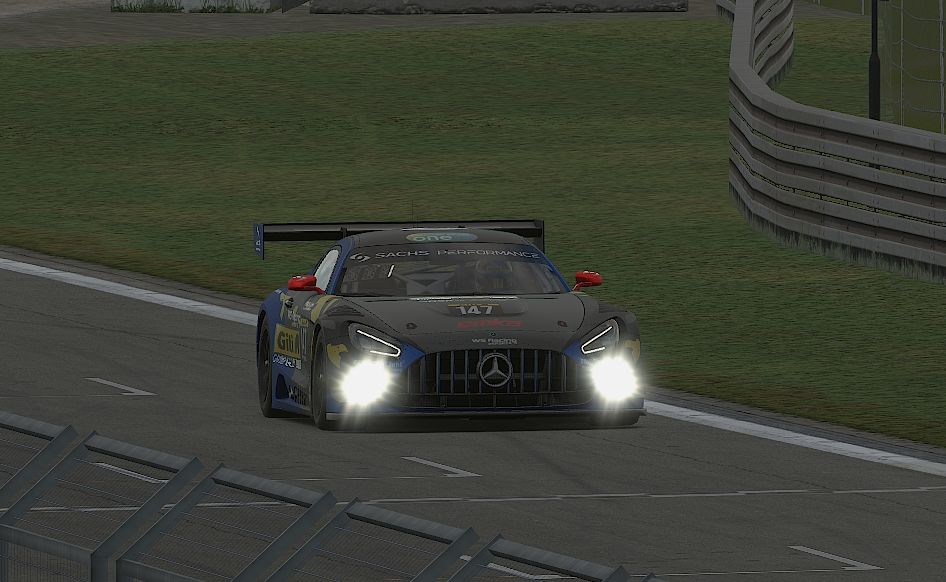 WS Racing Mercedes-AMG GT3 bei Nacht